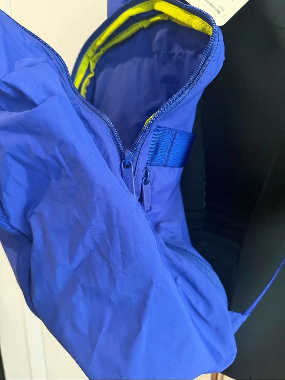 New Away Travel Everyday Backpack Wave royal blue $98 lightweight packable NWT